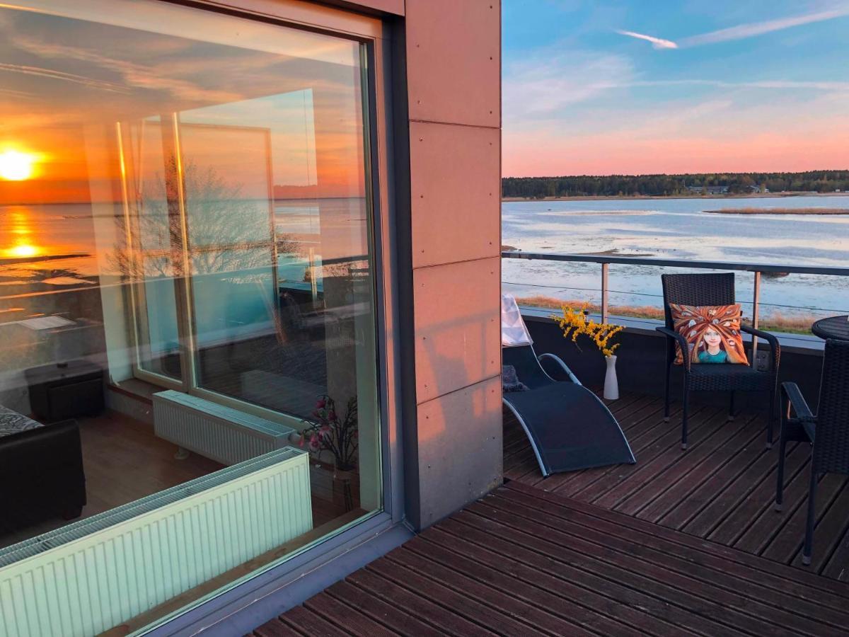 Sunset Dream Apartment With A Panoramic Seaview Haapsalu Exterior photo