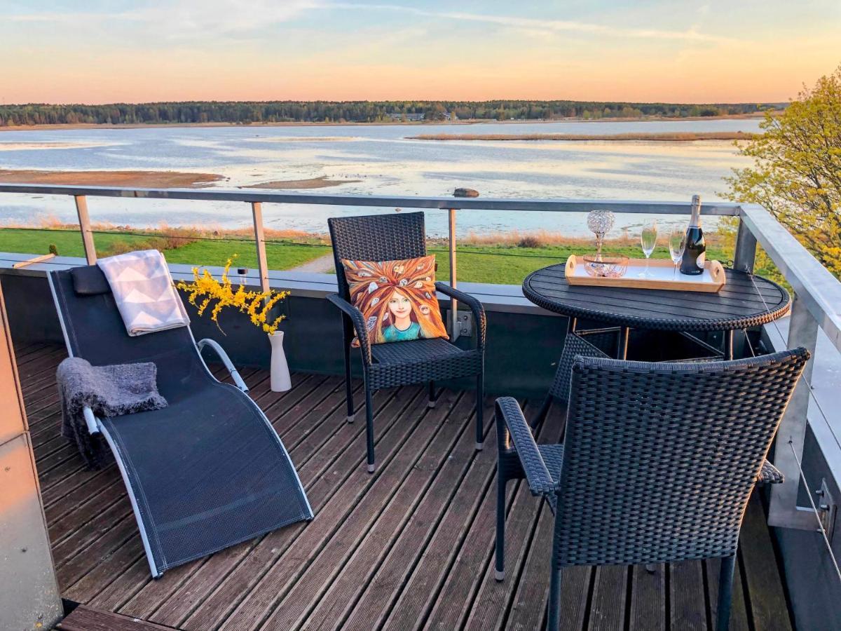 Sunset Dream Apartment With A Panoramic Seaview Haapsalu Exterior photo